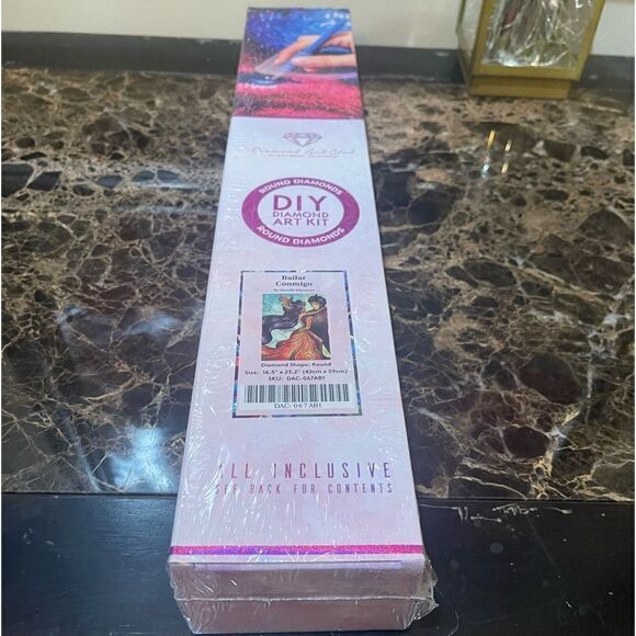 Bailar Conmigo Mandie Manzano Diamond Art Club Diamond Painting kit! - Picture 4 of 9